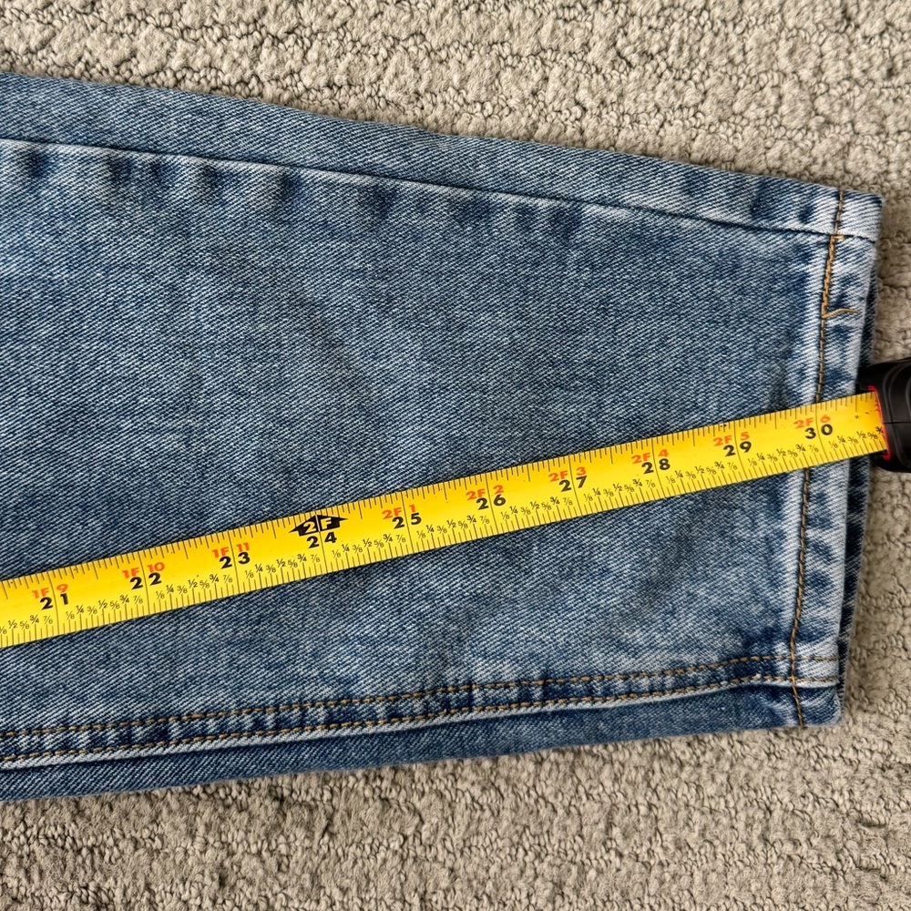 PrettyLittleThing Mom Jeans - Picture 6 of 6